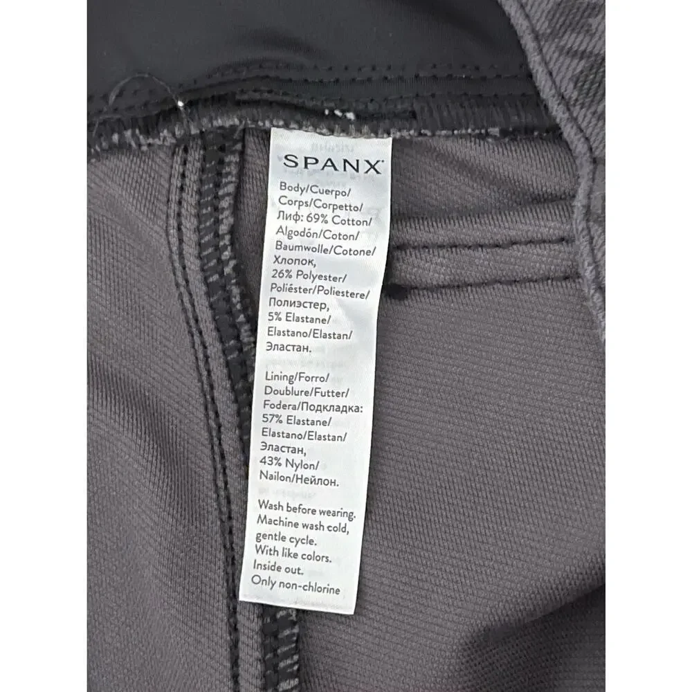Spanx Ankle Jean-ish Leggings in Houndstooth Print Size M